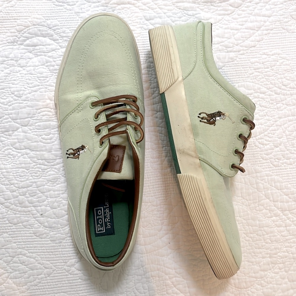 Like new Polo by Ralph Lauren Faxon Low canvas sneakers